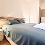 Borgoluce -bilocale Con Parcheggio Gratis- Centro&bgy Daire *