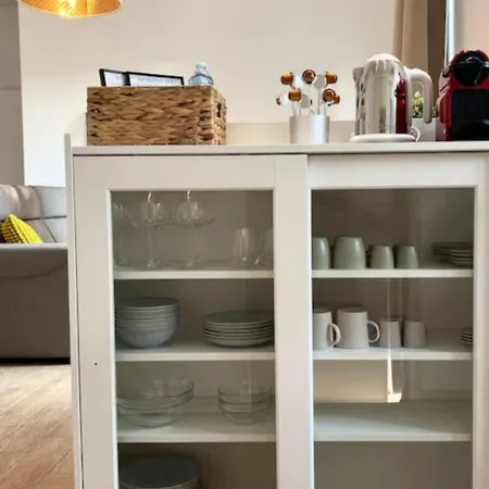 Borgoluce Spacious - Free Parking - Near Airport & Center דירה