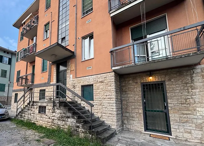 Borgoluce -free Parking- Near Center & Airport *