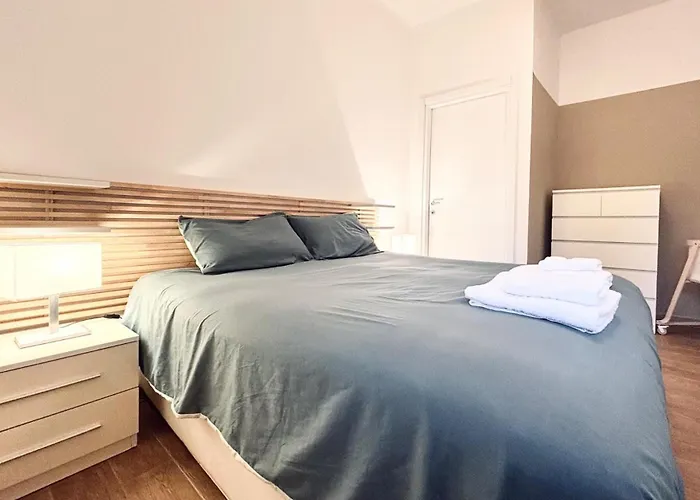 Borgoluce -free Parking- Near Center & Airport Apartment *